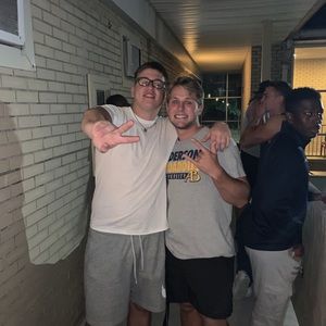 Meet your Posher, Johnny